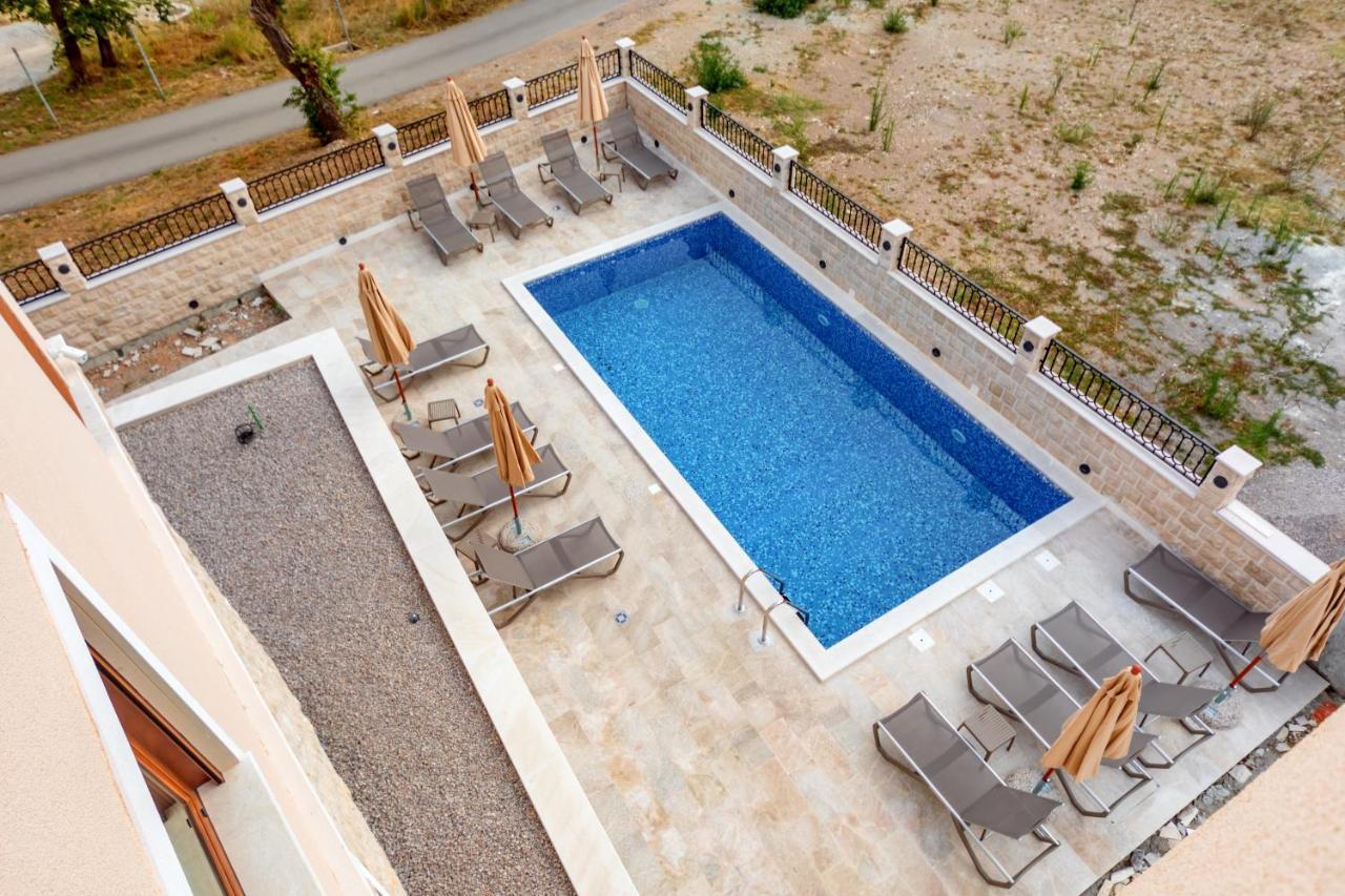 Petrovac Luxury Apartments Queen מראה חיצוני תמונה